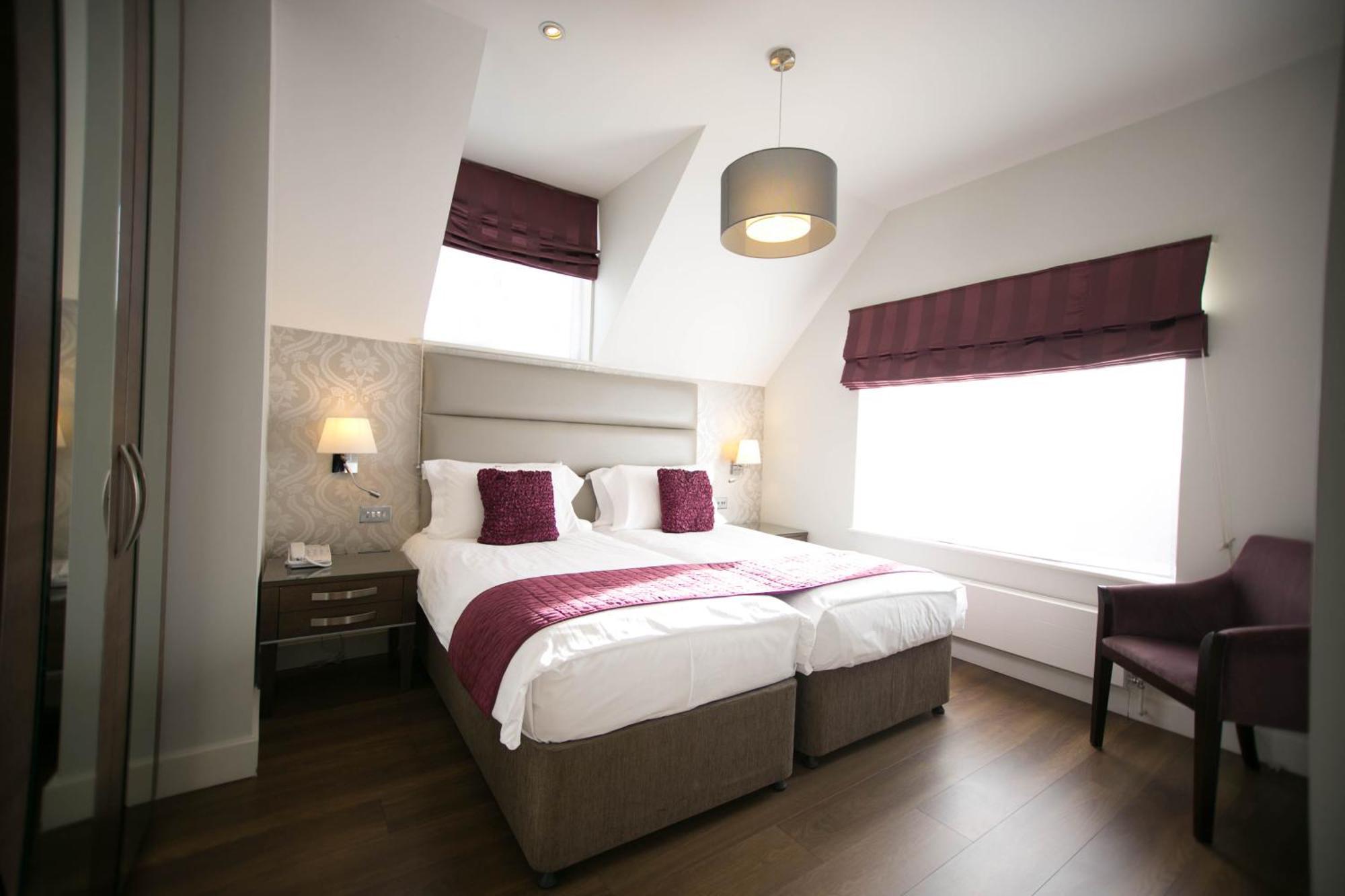 The Pillar Hotel Лондон Екстериор снимка