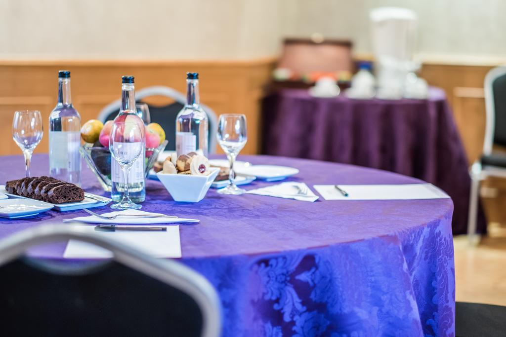 The Pillar Hotel Лондон Екстериор снимка